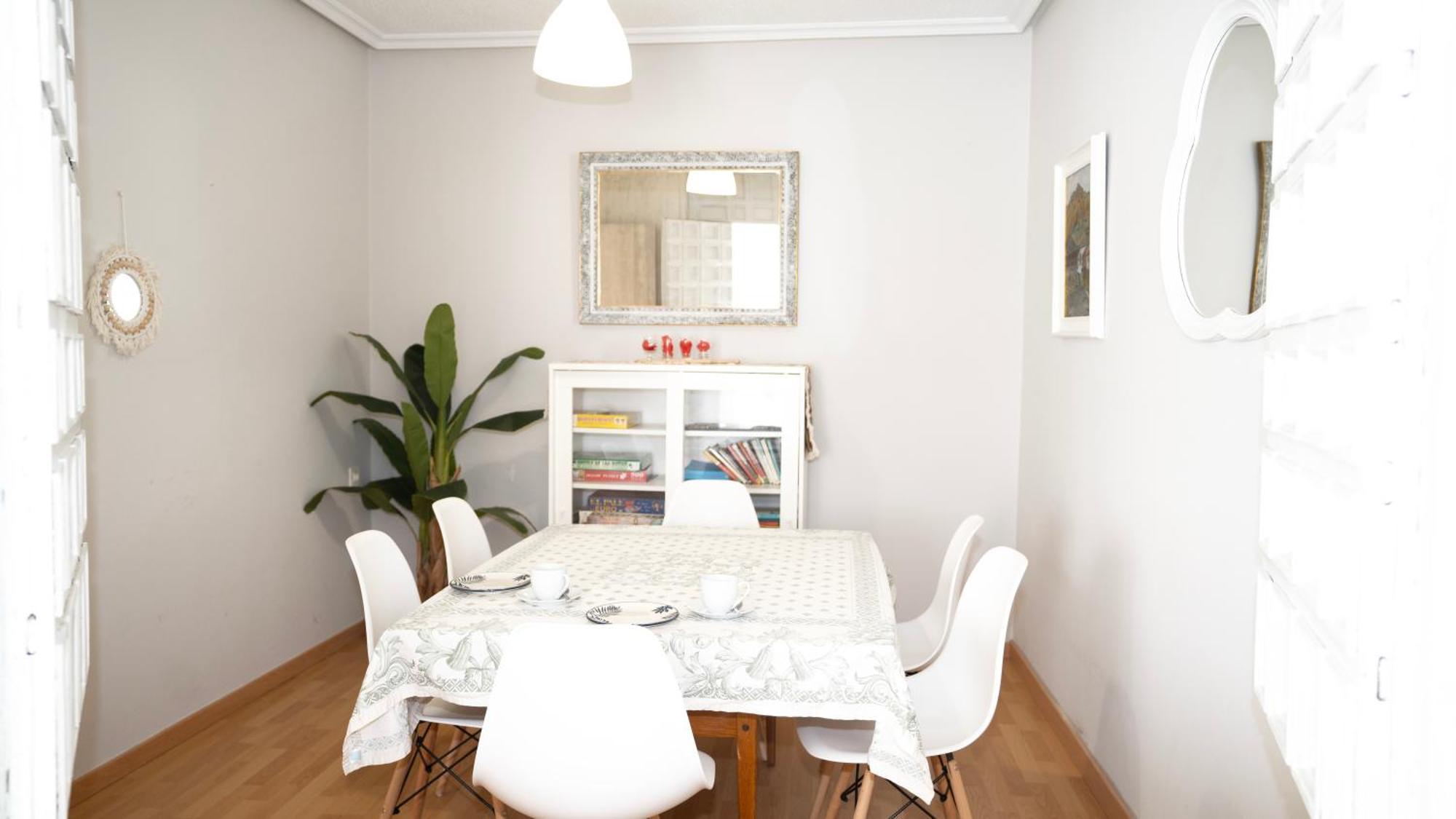 Ezcurdia Apartment *